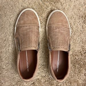 Report (Stitch Fix) Alexa tan shoes Size 8 worn 1-2 times. Cute. EUC